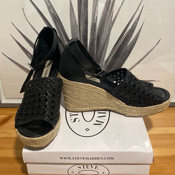 Steve Madden Shoes - Steve Madden Wedges